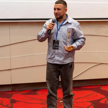 Получить признание